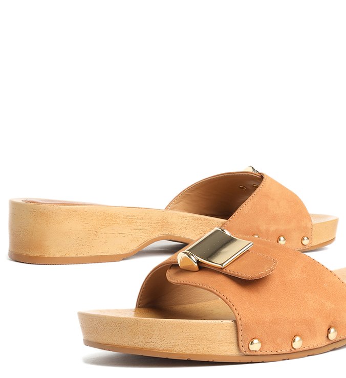 Sandália Clog Marrom Nobuck