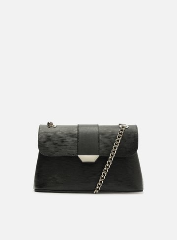 Bolsa Tiracolo Preta Couro Média Lapela Metal