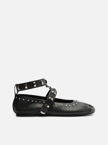 Sapatilha Boneca Preta Couro Metais Tira Ankle