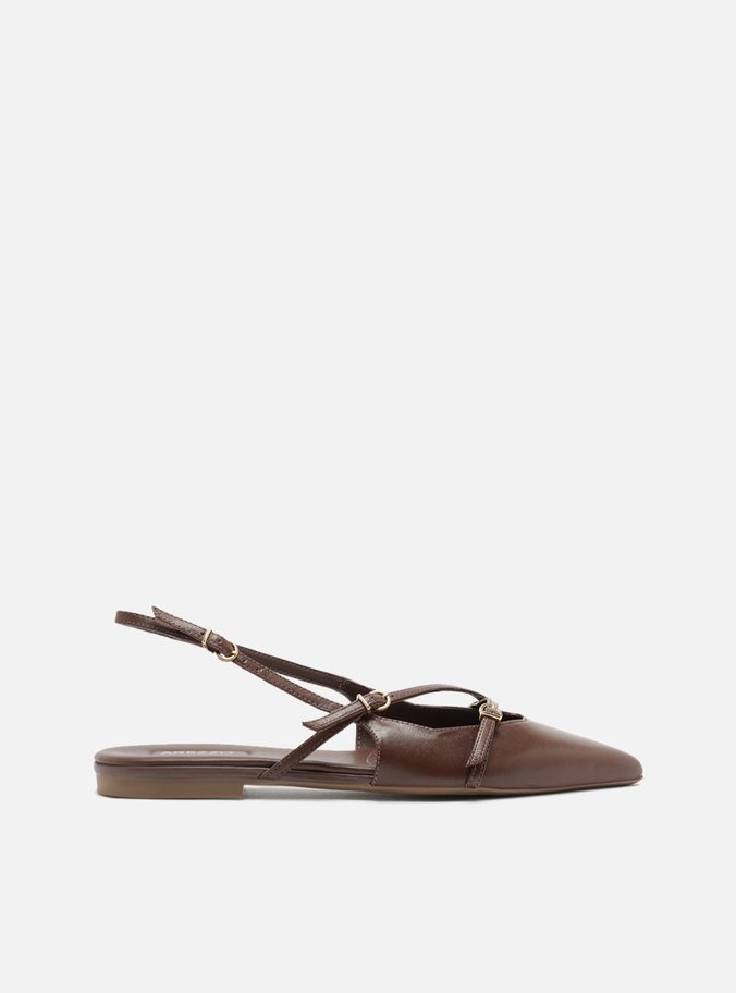 Sapatilha Marrom Couro Bico Fino Slingback Fivelas