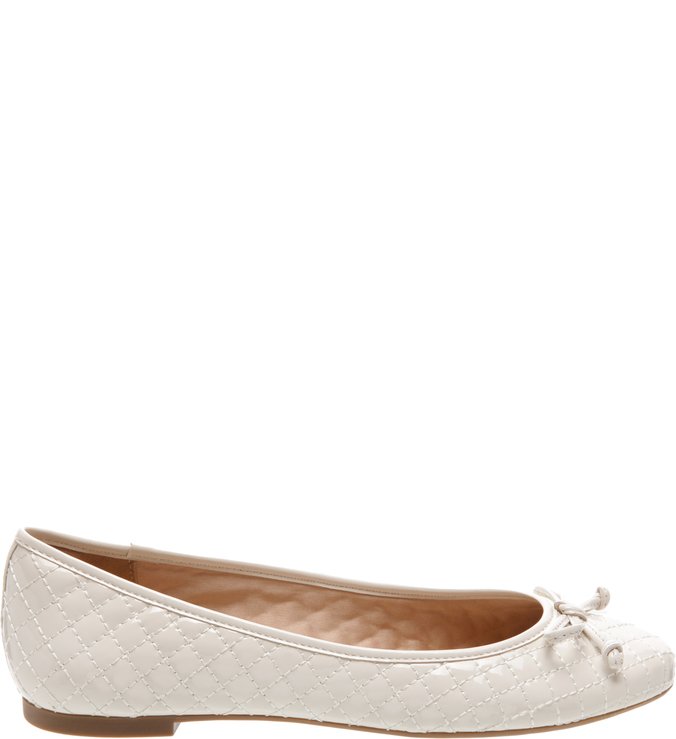 Sapatilha Off White Verniz Matelassê