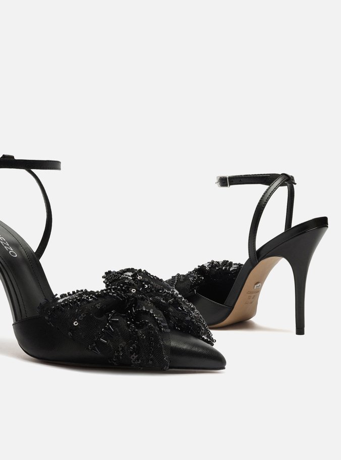 Scarpin Preto Couro Salto Alto Laço Paetês