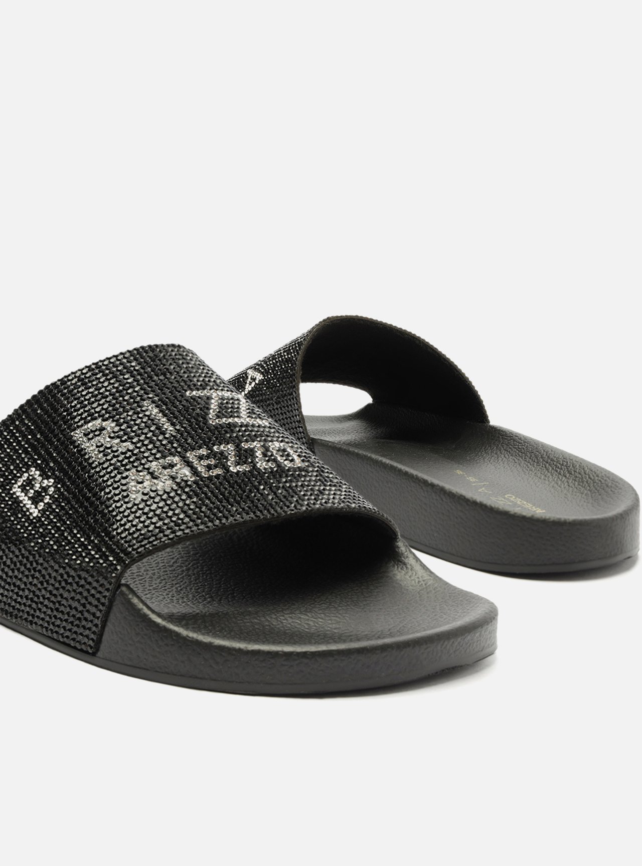 Slide Preto Tira Única Brizza — foto 4