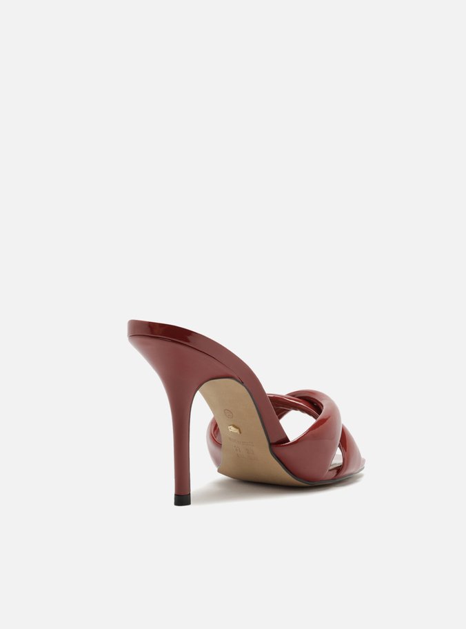 Mule Vermelha Salto Alto Tiras Maxi