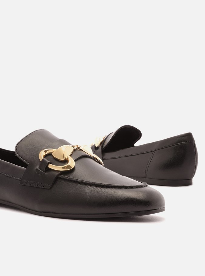 Mocassim Preto Couro Bridão Metal