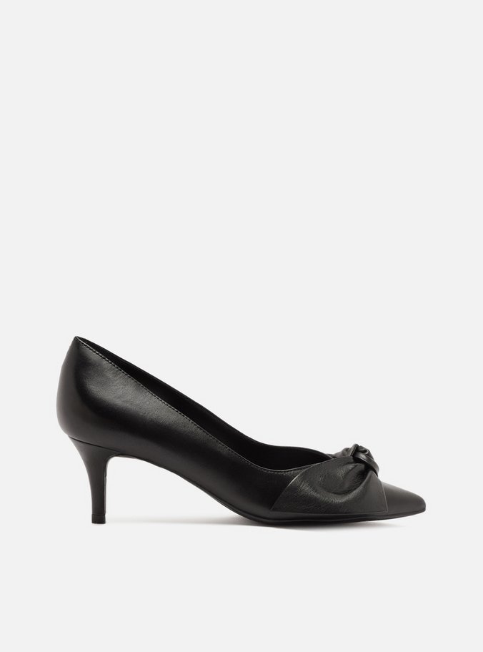 Scarpin Preto Couro Salto Fino Laço Maxi