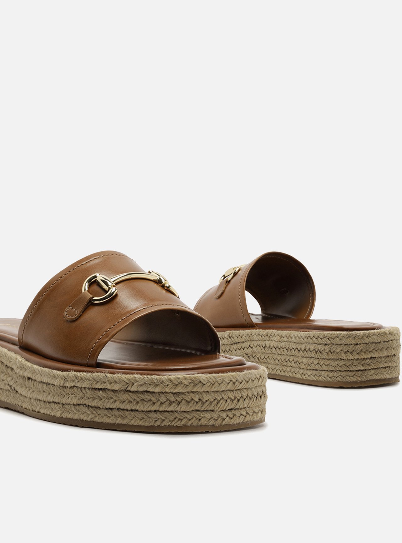 Tamanco Marrom Couro Flatform Corda Bridão — foto 4