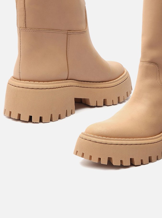 Bota Bege Couro Tratorada Catarina