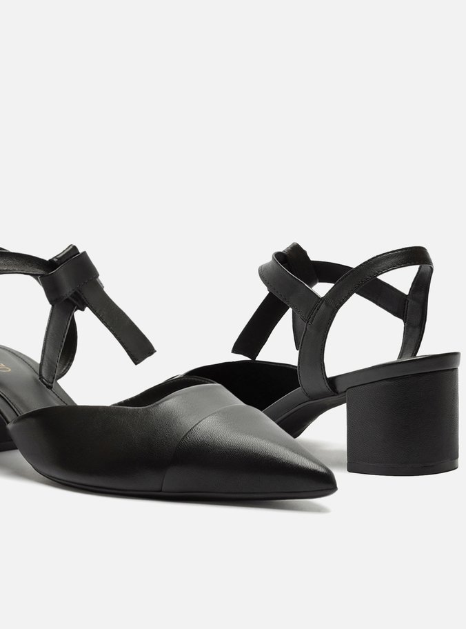 Scarpin Preto Salto Bloco Amarração