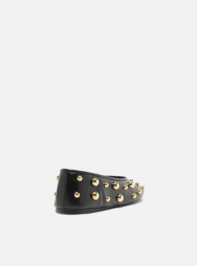 Sapatilha Preta Couro Bico Redondo Studs