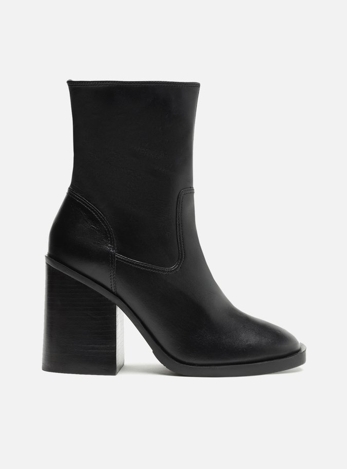 Bota Preta Couro Cano Médio Salto Alto