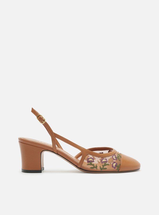 Scarpin Marrom Salto Bloco Slingback Flores Bordadas