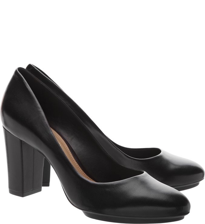 Scarpin preto salto grosso arezzo hot sale
