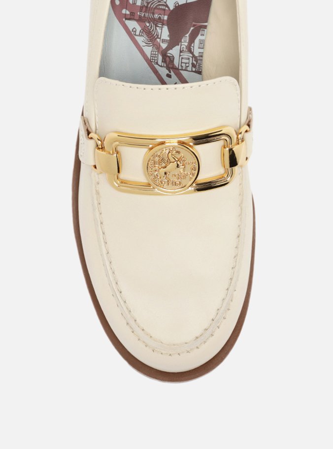 Mocassim Branco Couro Medalha