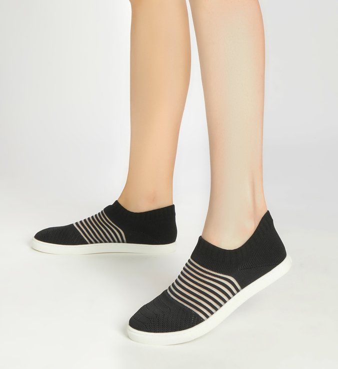 Tênis Slip On Knit Preto Listra Branca
