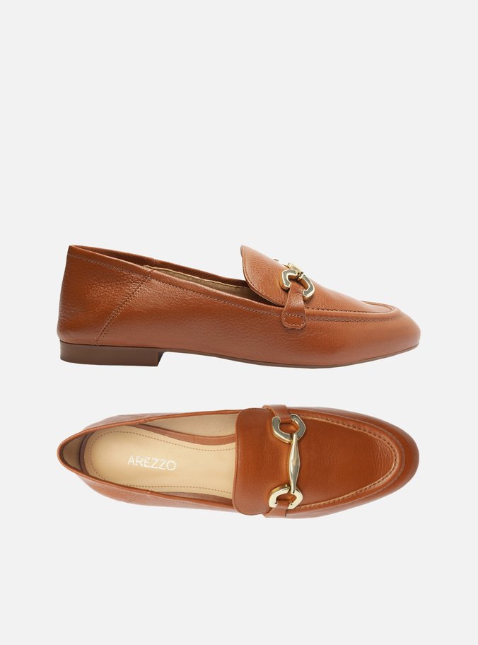 Mocassim Marrom Caramel Couro Bridão Metálico Luma