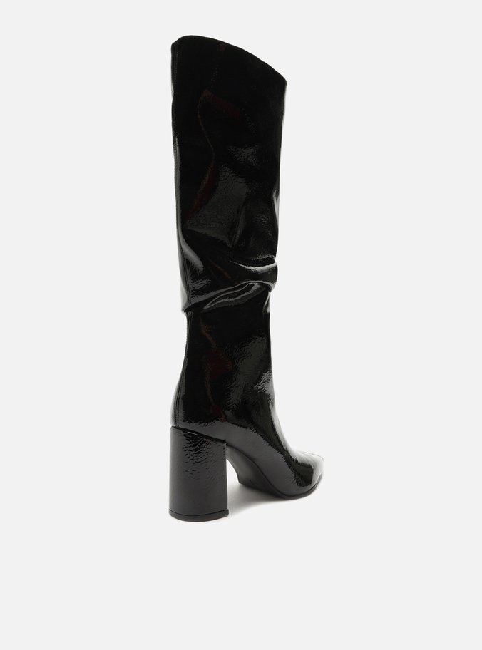 Bota Preta Verniz Cano Médio Amassado