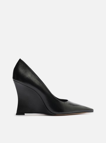 Scarpin Preto Couro Salto Alto Anabela