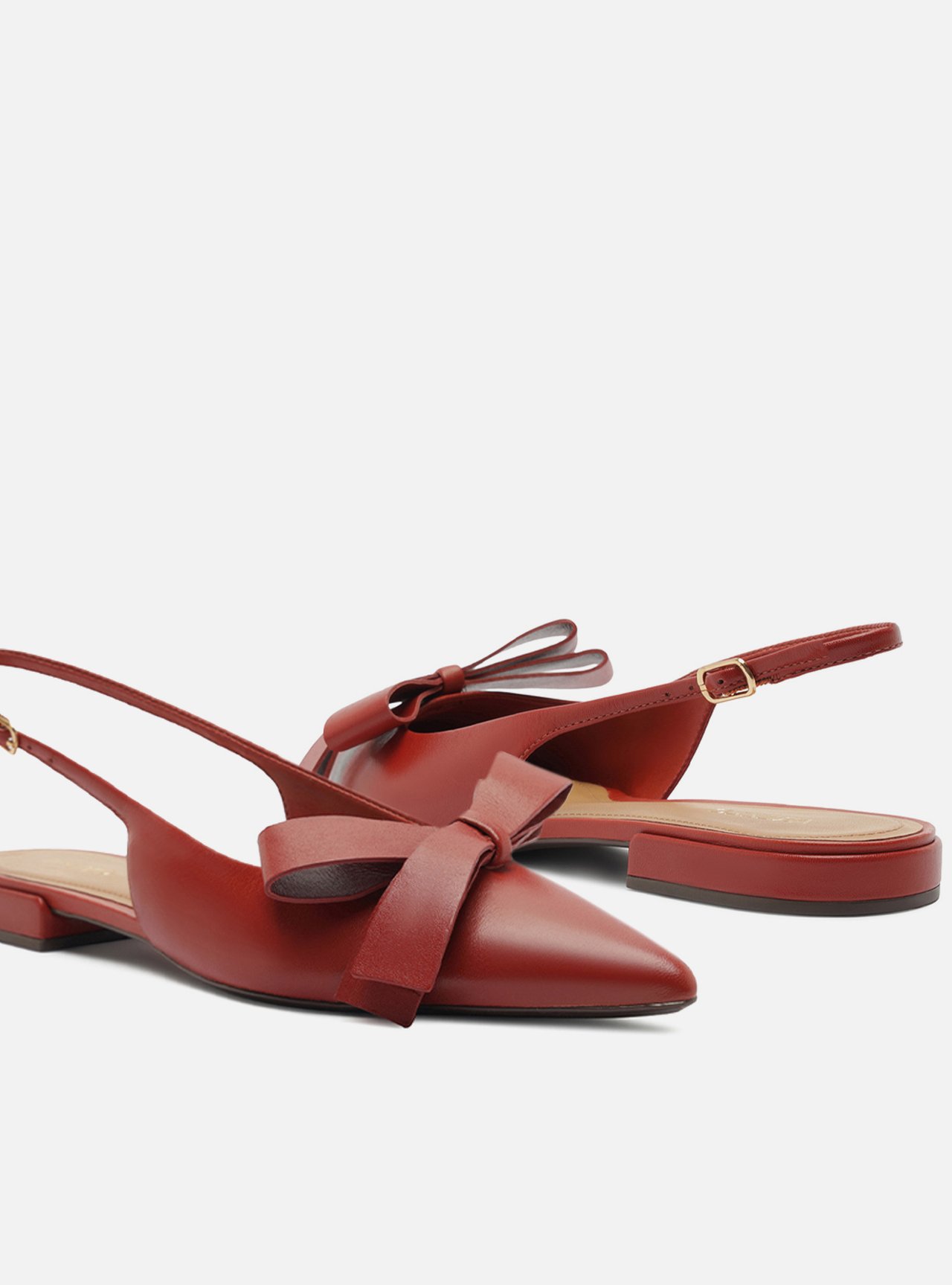 Sapatilha Vermelha Couro Bico Fino Slingback Laço — foto 4