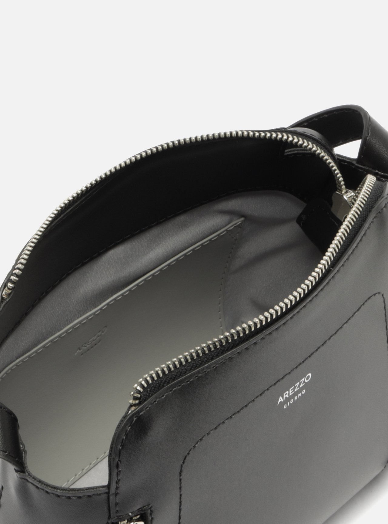 Bolsa Tiracolo Preta Média — foto 4