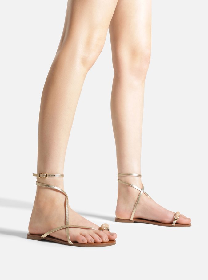 Rasteira Dourada Couro Dedeira Pedra