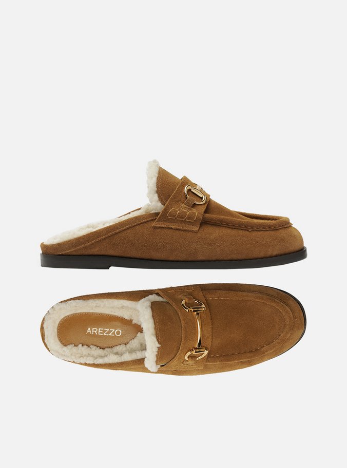 Clog Sabot Marrom Camurça Bridão Metálico