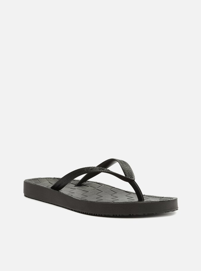 Chinelo Preto Bico Redondo Plástico