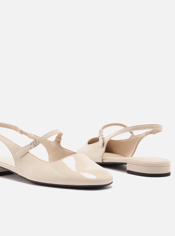 Sapatilha Boneca Branca Verniz Slingback