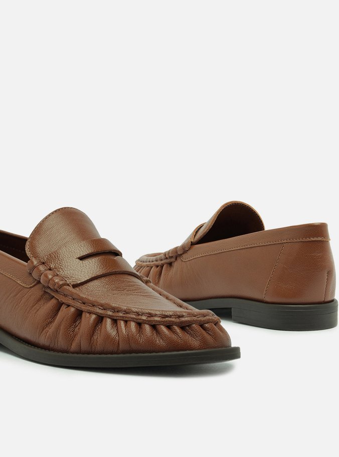 Mocassim Marrom Warm Couro Franzido Tira