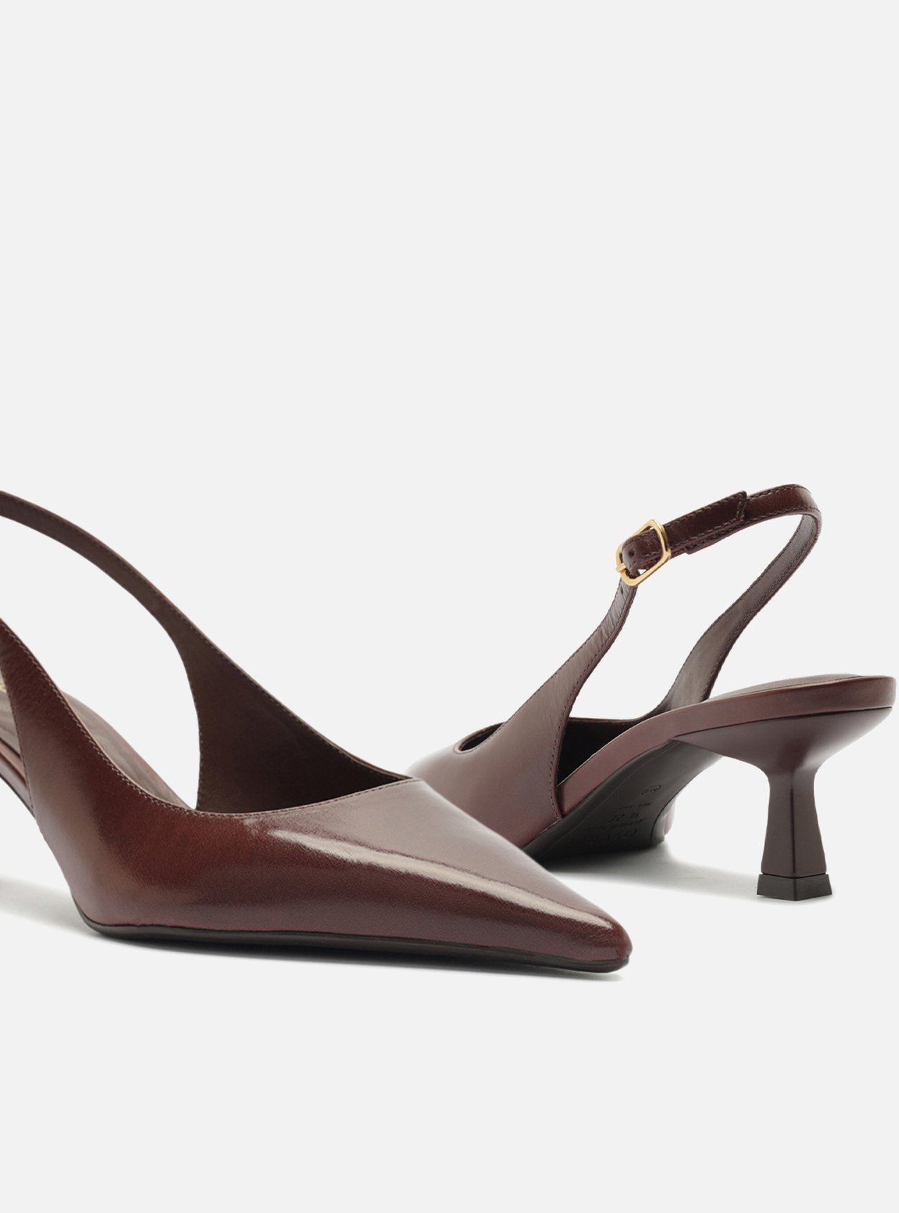 Scarpin Marrom Couro Salto Fino Slingback — foto 4