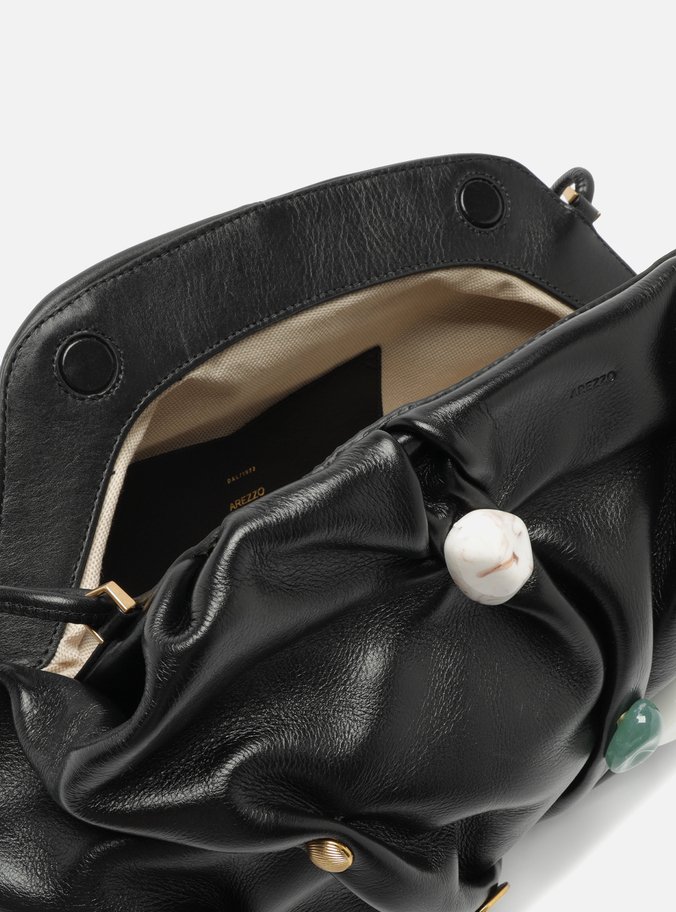 Bolsa Tiracolo Preta Couro Média Aplicações