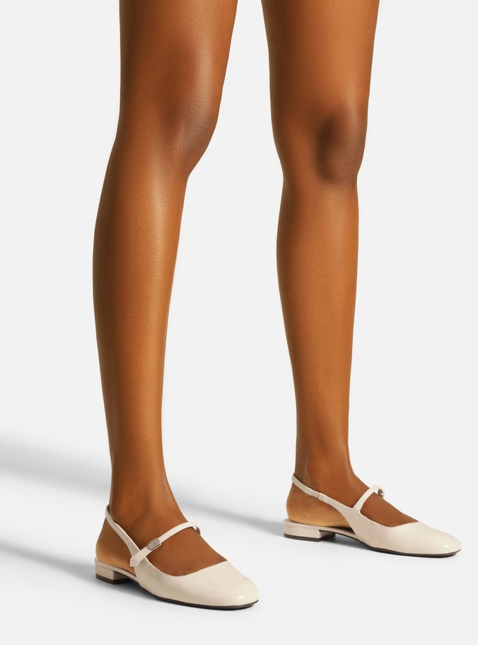 Sapatilha Boneca Branca Verniz Slingback