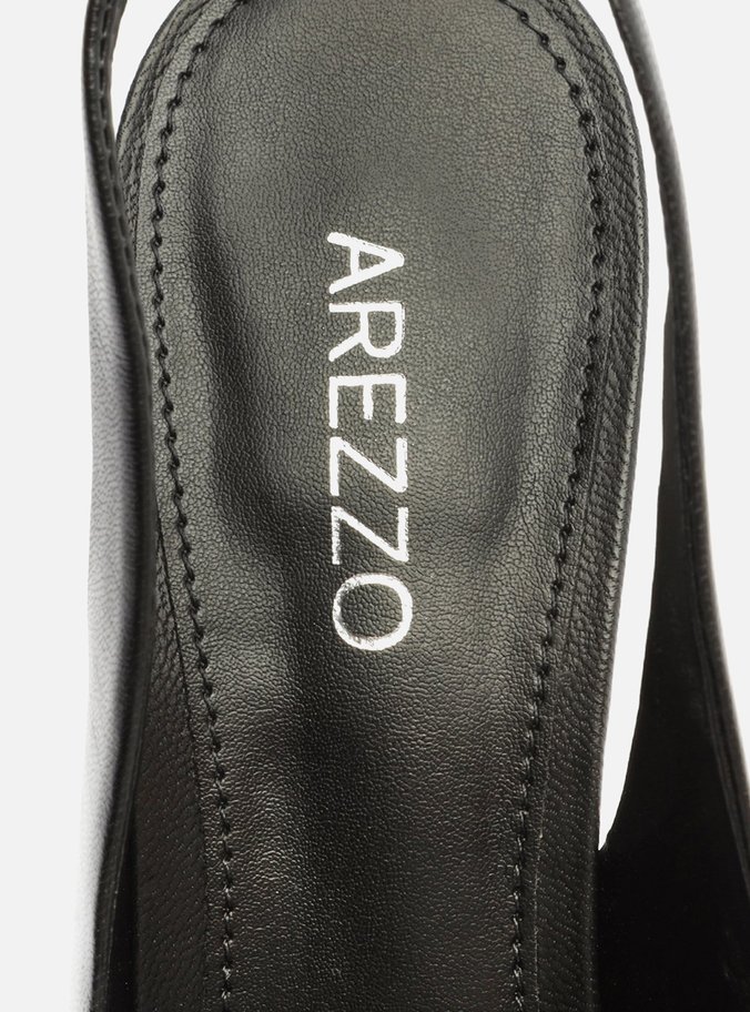 Scarpin Preto Couro Salto Taça Slingback