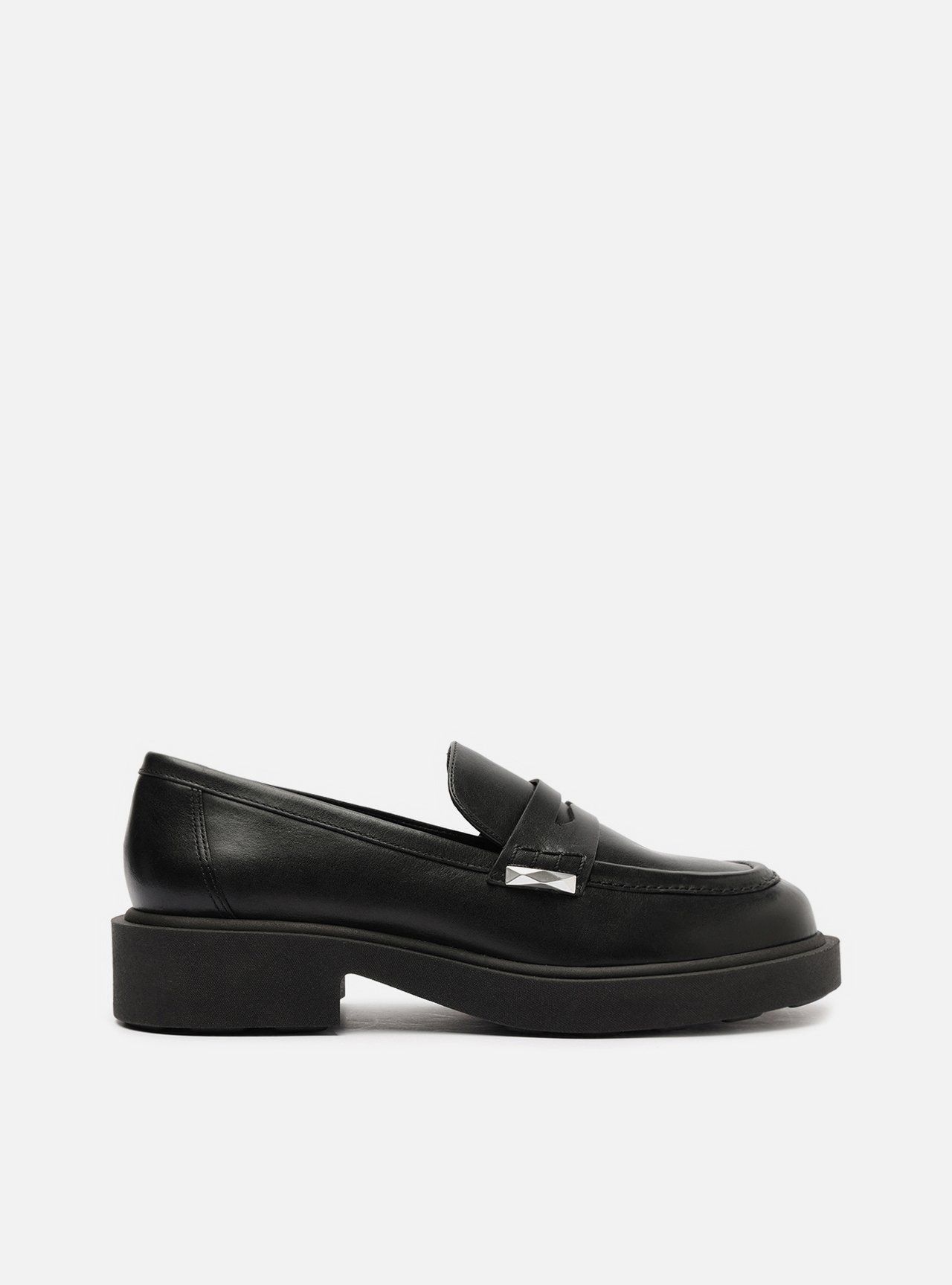 Mocassim Preto Couro Bloco Tira Detalhe — foto 1