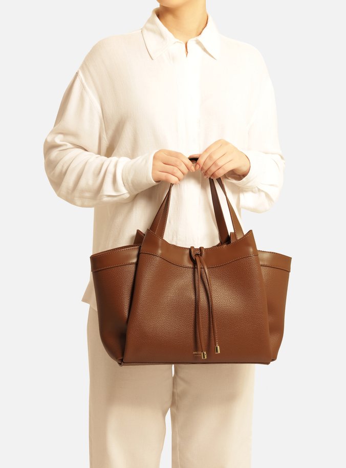 Bolsa Tote Marrom Grande Bag Charm