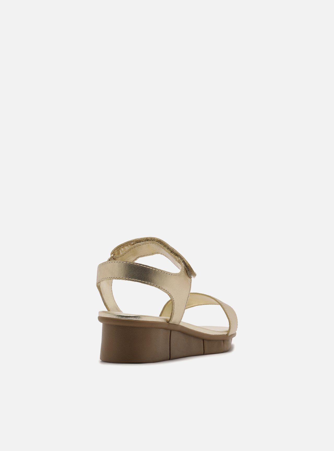Sandália Dourada Couro Flatform Comfort — foto 3