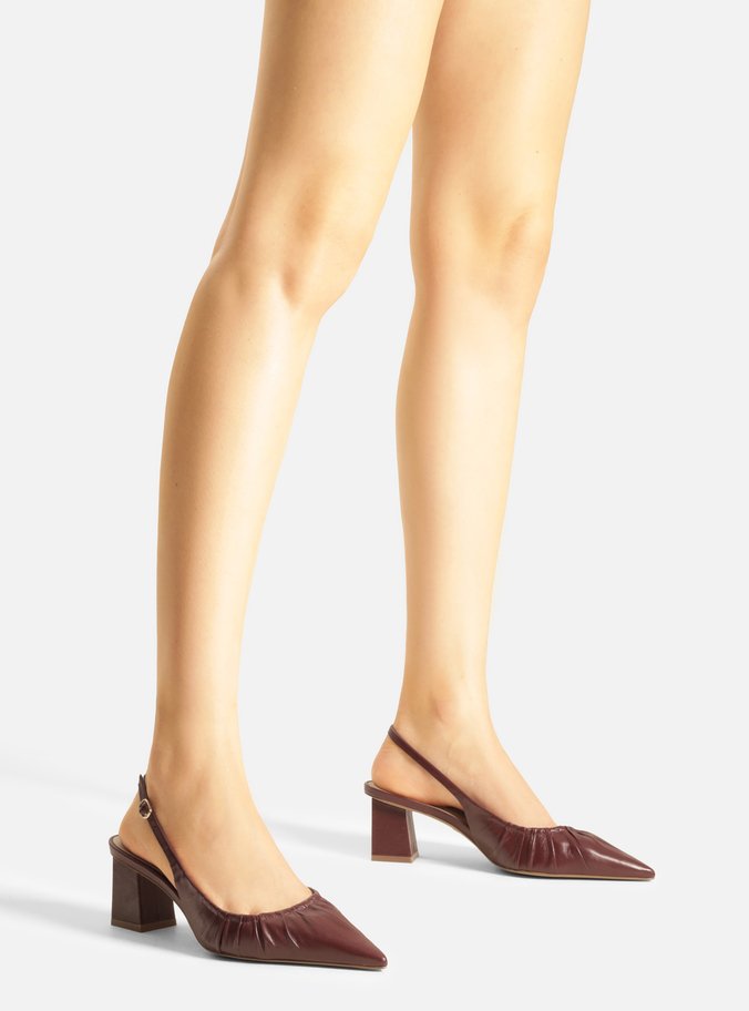 Scarpin Vermelho Couro Salto Médio Slingback