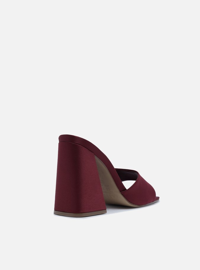Mule Vermelho Cetim Salto Alto Bloco