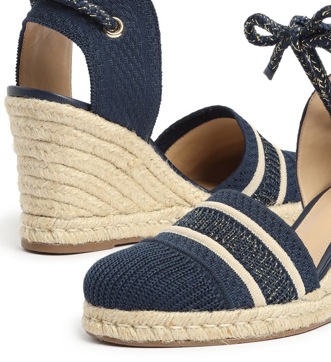 Espadrille deals arezzo azul