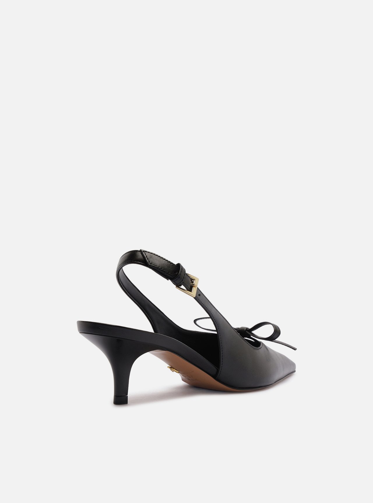 Scarpin Preto Couro Salto Fino Slingback Laço — foto 3