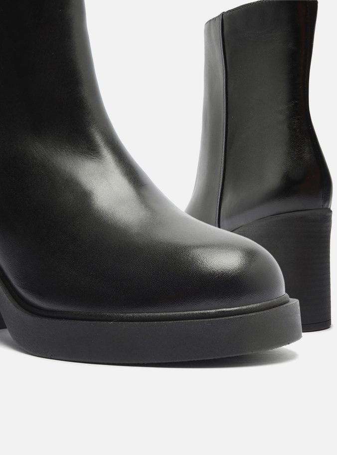 Bota Preta Couro Cano Médio Salto Bloco