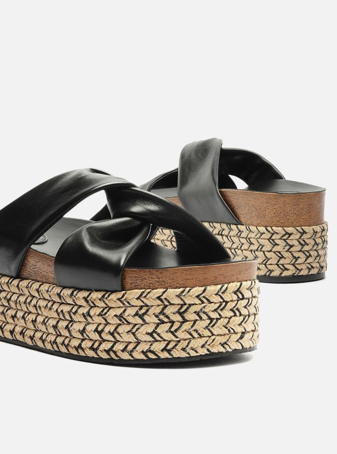 Sandália Preta Flatform Nó