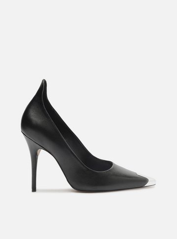 Scarpin Preto Couro Salto Fino Cap Toe Metal