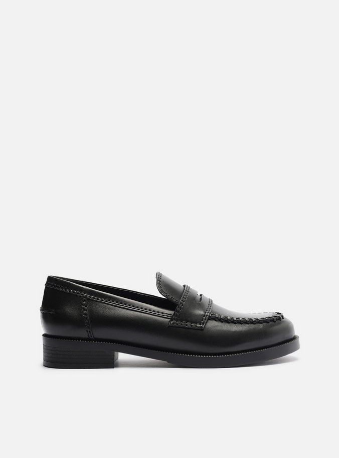 Mocassim Preto Couro Bloco Costuras