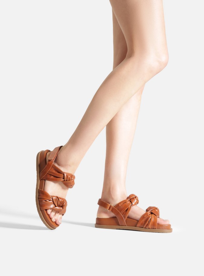 Sandália Papete Marrom Couro Nós Velcro