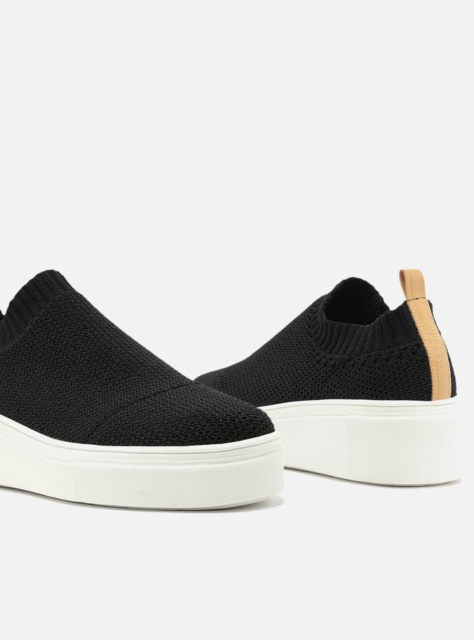 Tênis Slip On Preto Tricot