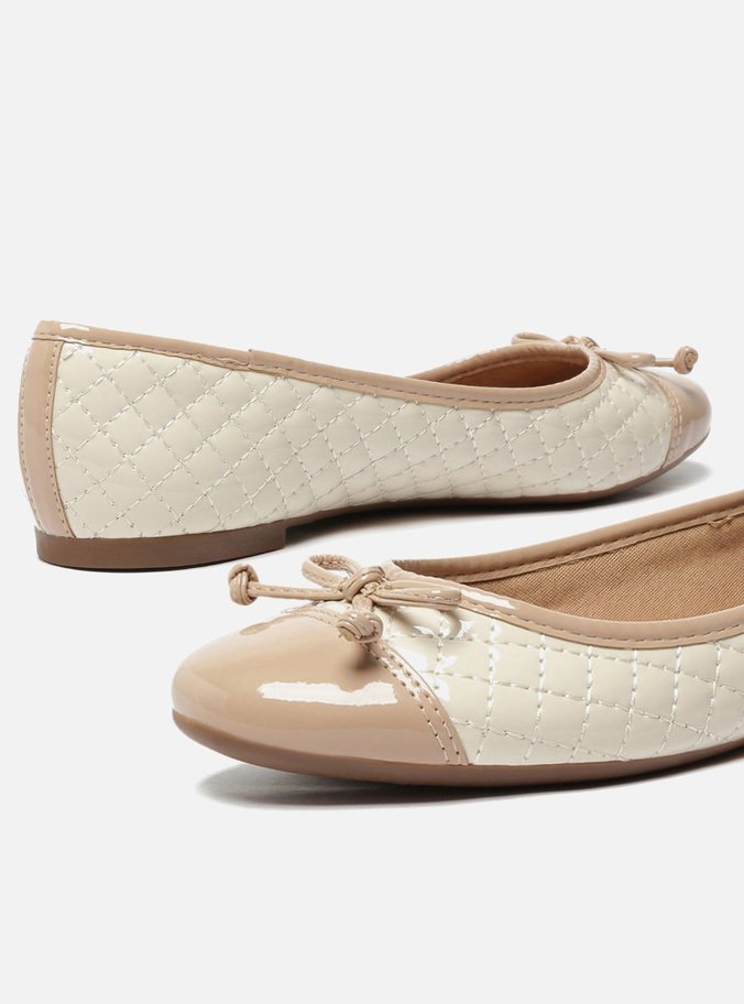 Sapatilha Classic Off-White e Nude