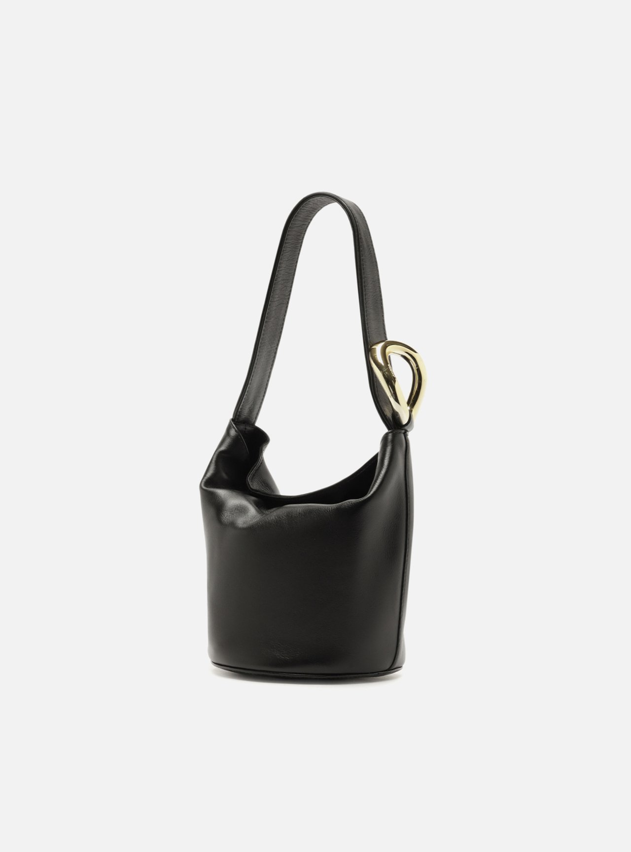 Bolsa Bucket Preta Pequena Alça Larga Couro Metais — foto 2