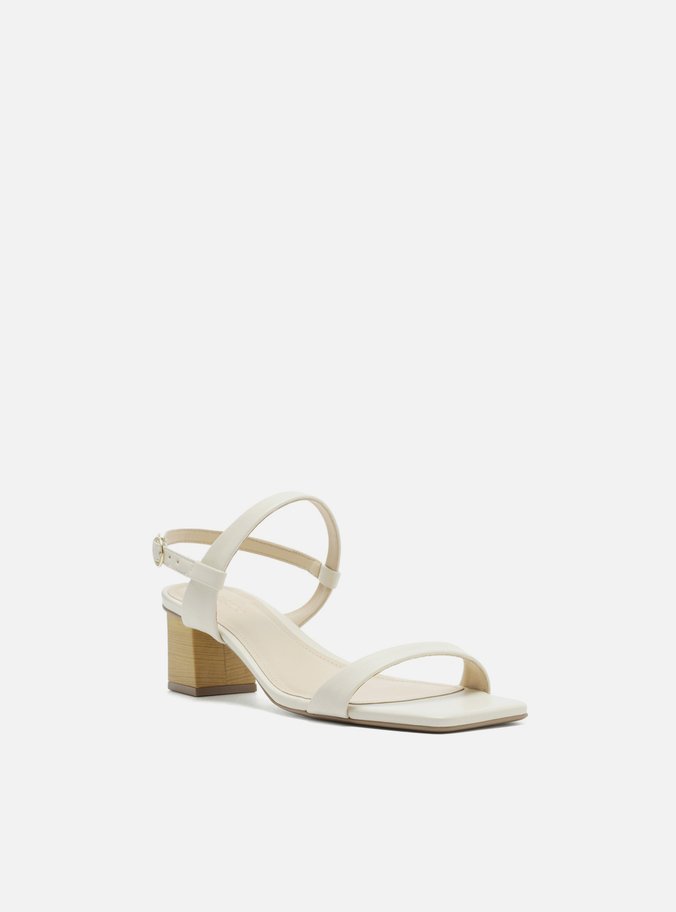 Sandália Off-White Salto Baixo Tiras