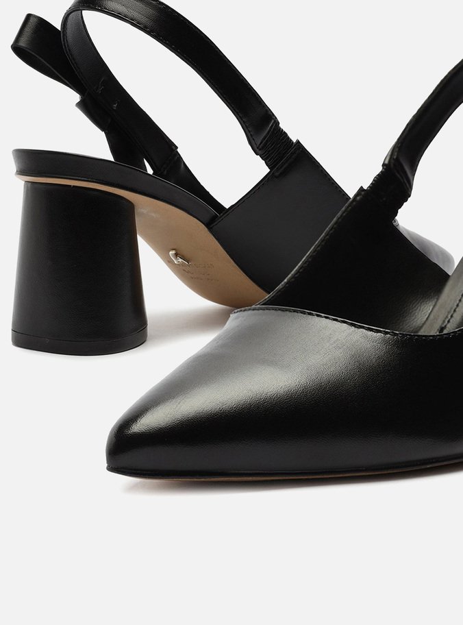 Scarpin Preto Couro Bloco Slingback Laço